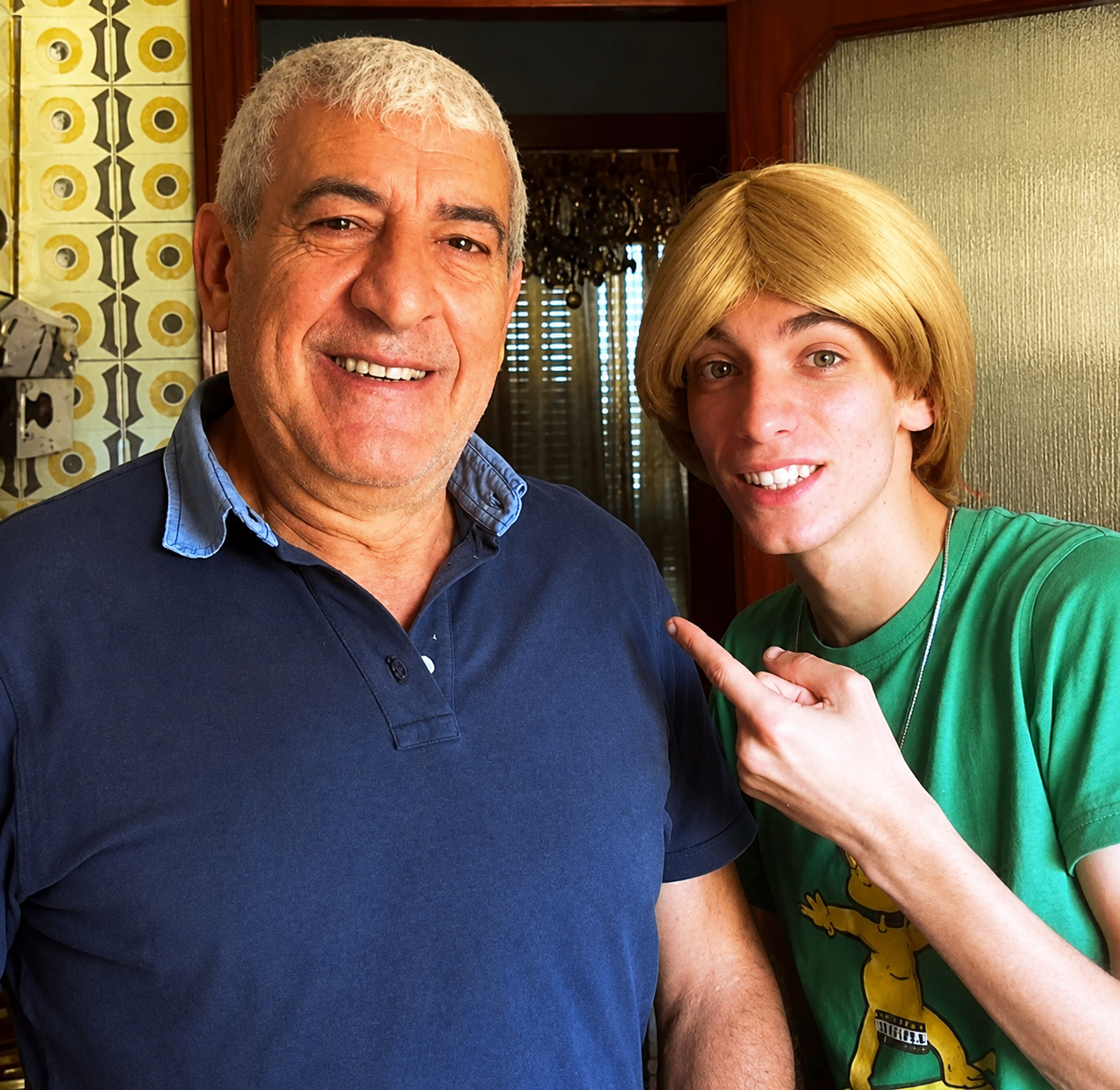 Nino Esposito in una foto privata insieme a un familiare